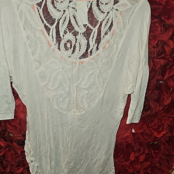 Deb Women's White Graphic Asymmetrical Blouse With Heart Design Size Small - Picture 7 of 7